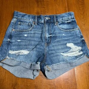 Aeropostale High Rise Distressed Mom Short Size 8